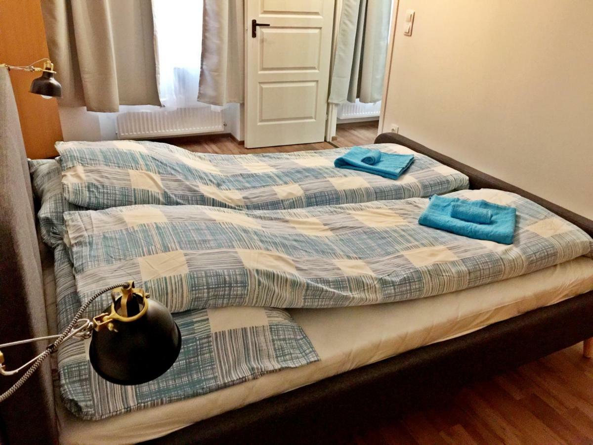 Hadik Apartment *